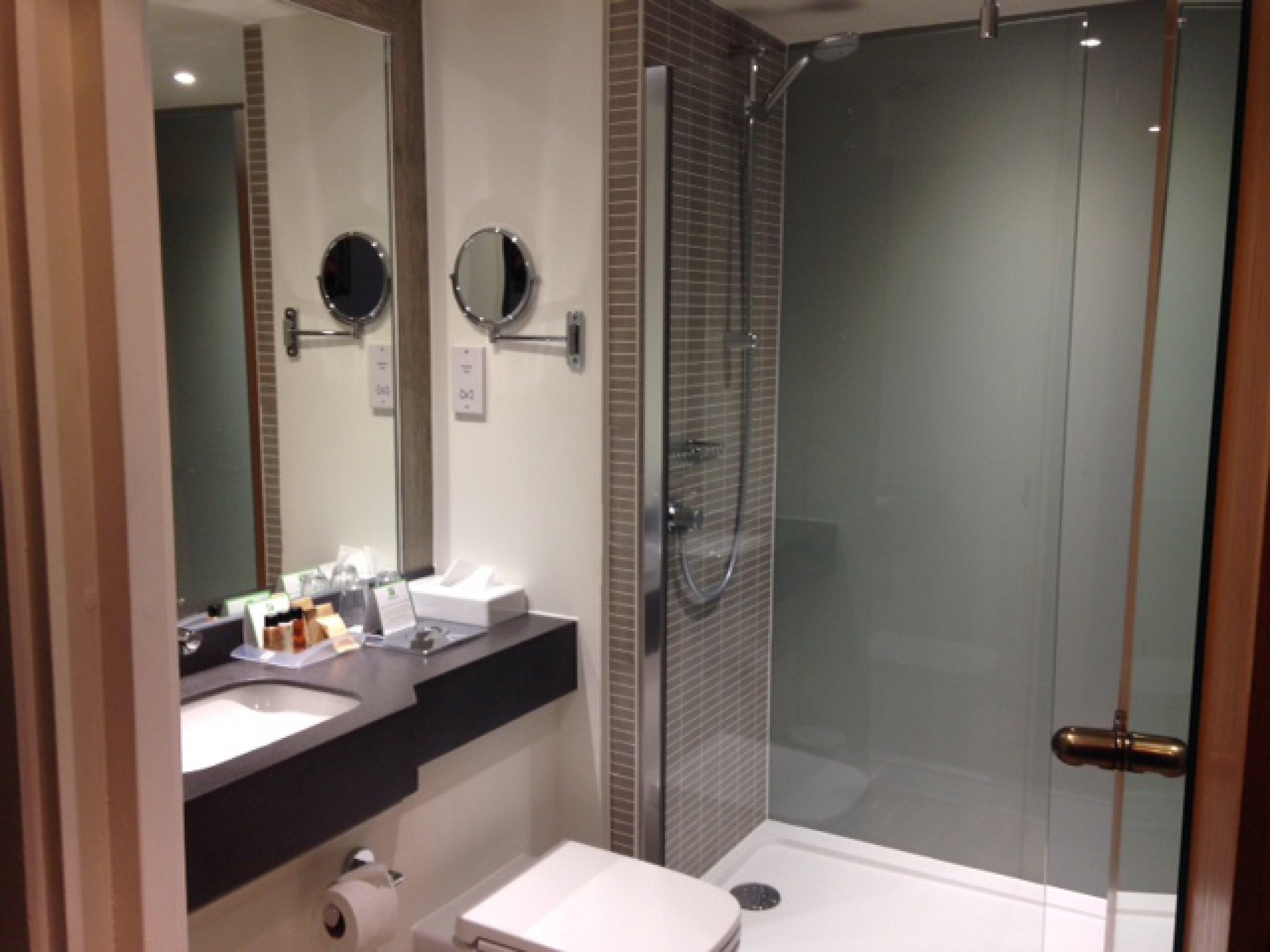 Holiday Inn Warrington By Ihg Eksteriør billede