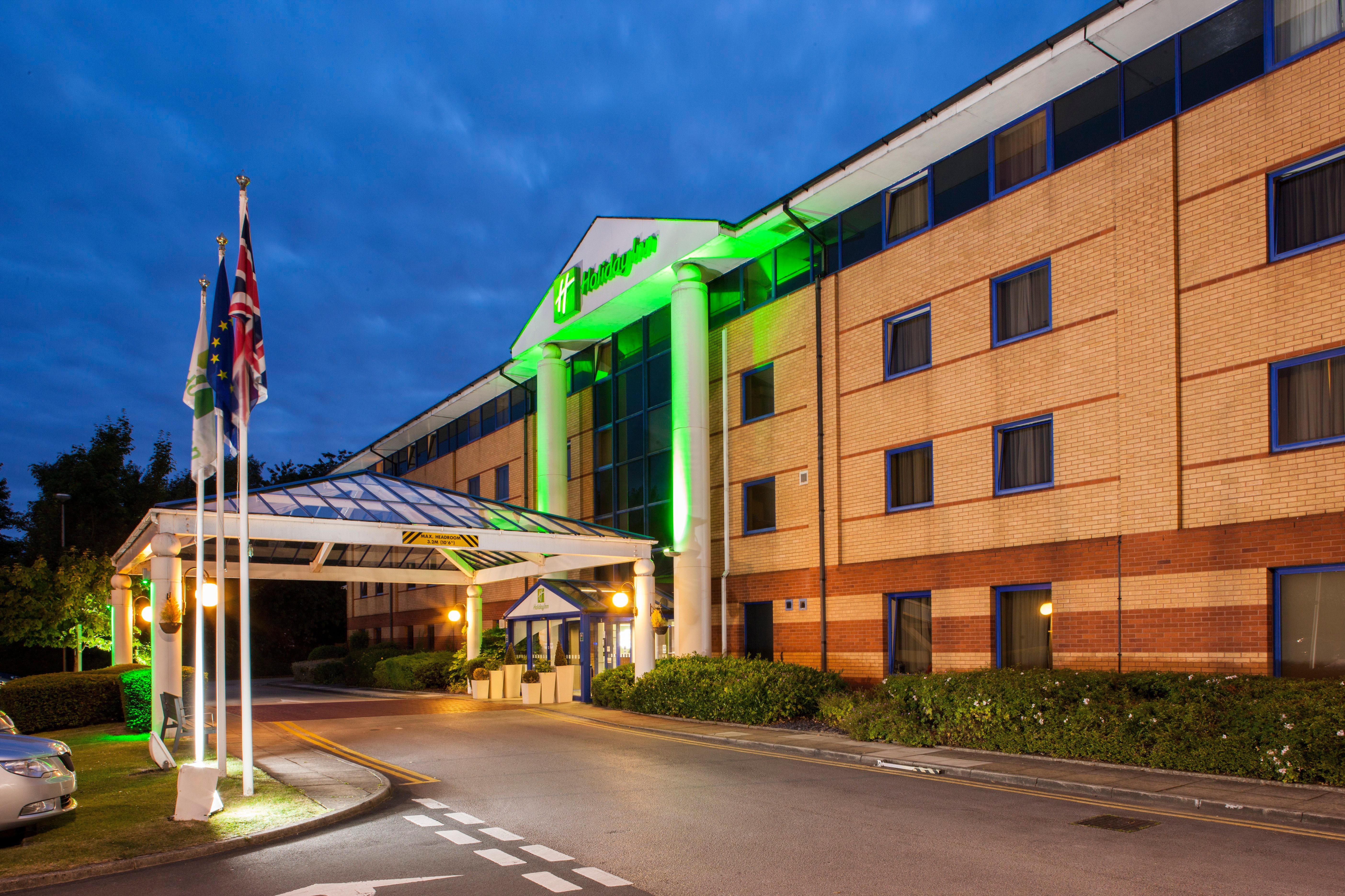 Holiday Inn Warrington By Ihg Eksteriør billede
