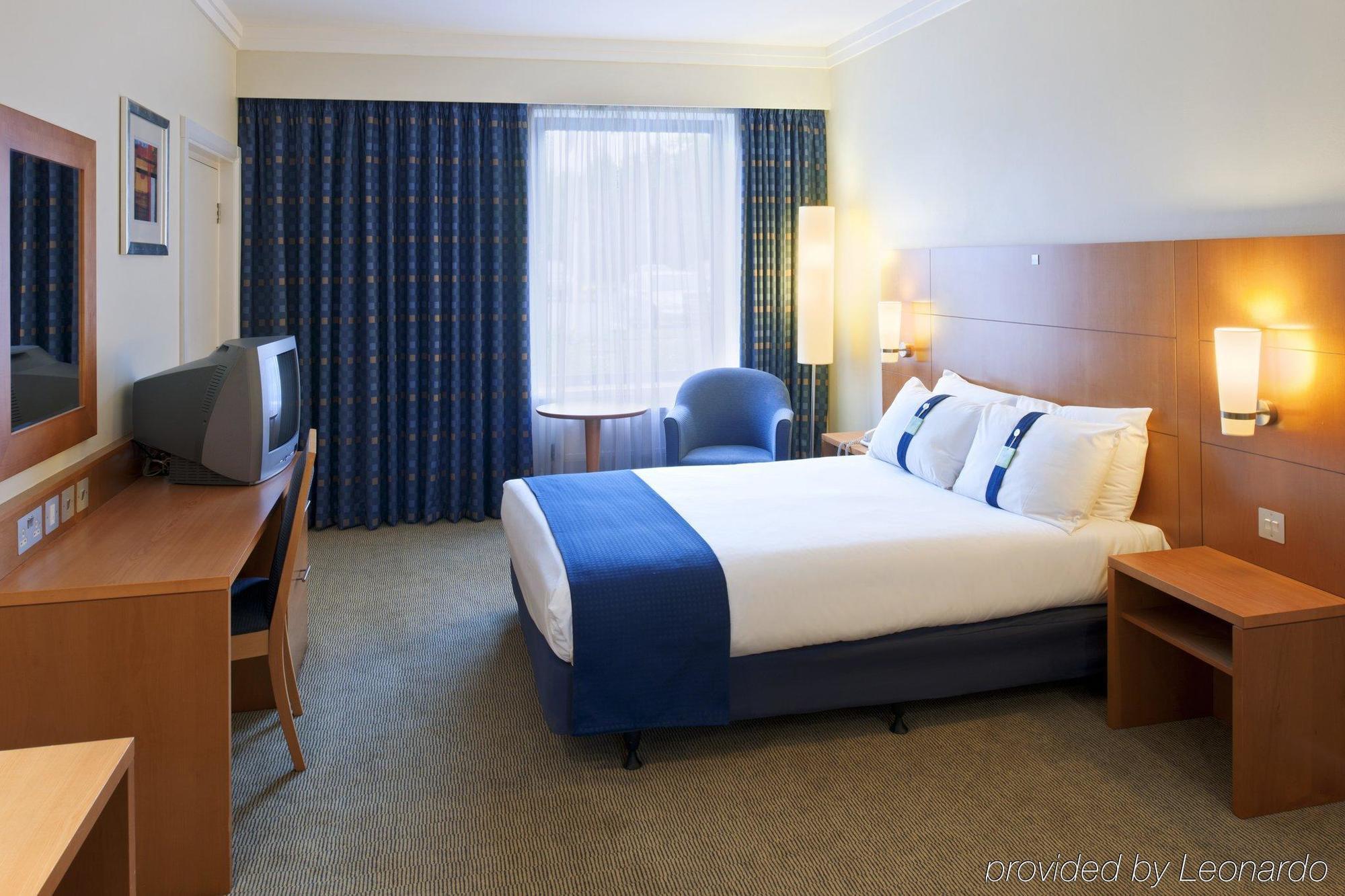 Holiday Inn Warrington By Ihg Eksteriør billede